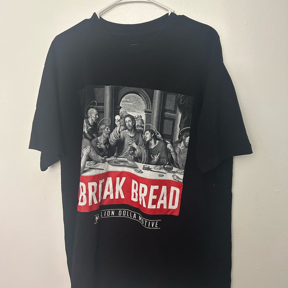 Million dolla motive break bread